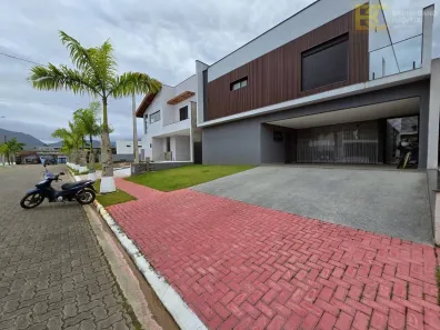 Casa de Condomínio com 5 Quartos à venda, 289m² no Estância Flora Rica, Peruíbe