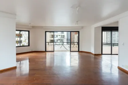 Apartamento com 3 Quartos à venda, 204m² no Itaim Bibi, São Paulo