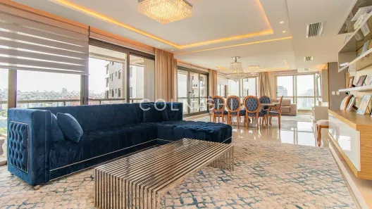 Apartamento com 3 Quartos à venda, 236m² no Jardim Europa, Porto Alegre