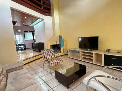 Casa com 5 Quartos para alugar, 282m² no João Paulo, Florianópolis