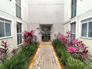 Apartamento com 2 Quartos para alugar, 45m² no Jardim Embaré, São Carlos