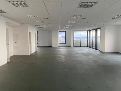 Sala Comercial para alugar, 250m² no Cidade Mãe do Céu, São Paulo