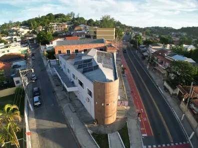 Prédio Comercial com 7 Quartos para alugar, 511m² no Araçatiba, Maricá