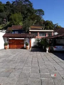 Casa com 4 Quartos à venda, 340m² no Vila Militar, Petrópolis