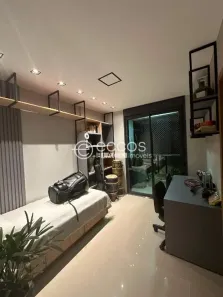 Apartamento com 3 Quartos à venda, 151m² no Jardim Karaíba, Uberlândia