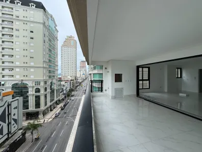 Apartamento com 4 Quartos à venda, 220m² no Andorinha, Itapema