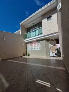 Sobrado com 3 Quartos à venda, 160m² no Vila Bocaina, Mauá