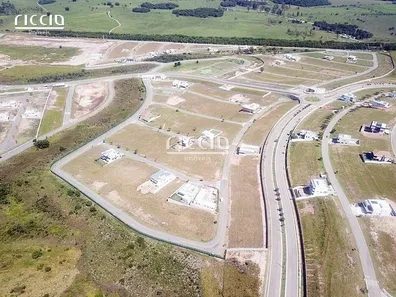 Lote/Terreno à venda, 600m² no Condomínio Residencial Colinas do Paratehy, São José dos Campos