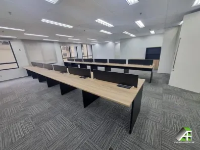 Sala Comercial com 7 Quartos para alugar, 260m² no Vila Olímpia, São Paulo