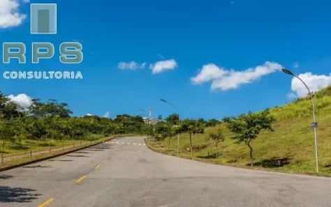 Lote/Terreno à venda, 739m² no San Fernando Valley, Atibaia