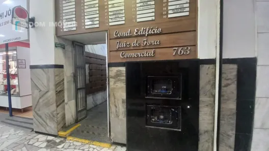 Sala Comercial à venda, 33m² no Centro, Juiz de Fora