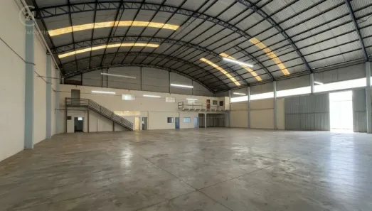 Galpão/Depósito/Armazém para alugar, 2180m² no Tarobá, Londrina