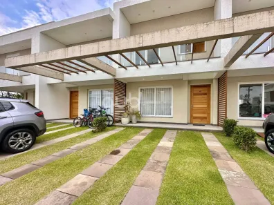Sobrado com 3 Quartos à venda, 143m² no Capão da Canoa, Capão da Canoa