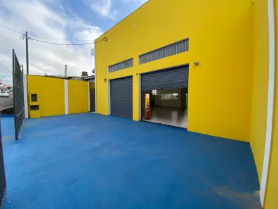 Galpão/Depósito/Armazém à venda, 290m² no Parque Santa Rita de Cássia, Cotia