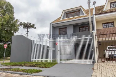 Sobrado com 4 Quartos à venda, 181m² no Ouro Fino, São José dos Pinhais