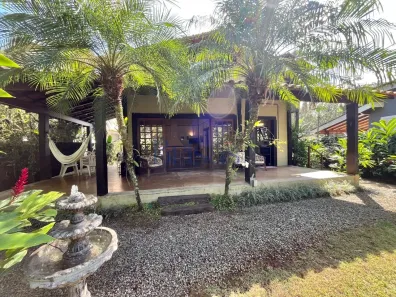 Casa de Condomínio com 3 Quartos à venda, 150m² no Baleia, São Sebastião