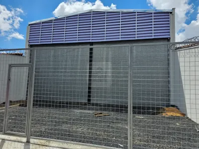 Galpão/Depósito/Armazém com 3 Quartos para alugar, 360m² no Marta Helena, Uberlândia