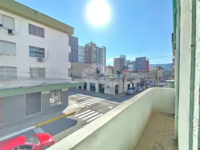 Apartamento com 2 Quartos para alugar, 90m² no Nossa Senhora de Fátima, Santa Maria