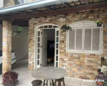 Casa com 3 Quartos à venda, 180m² no Jardim Riacho das Pedras, Contagem
