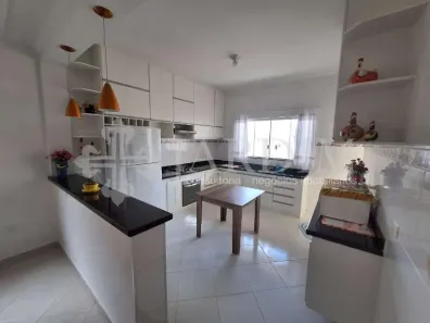 Sobrado com 3 Quartos à venda, 225m² no Jaraguá, Piracicaba