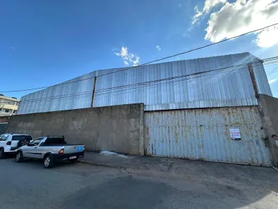Galpão/Depósito/Armazém para alugar, 1293m² no Alto São João, Montes Claros