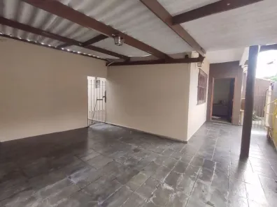 Casa com 2 Quartos para alugar, 90m² no Centro, Jacareí