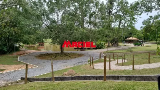Lote/Terreno à venda, 1641m² no Condomínio Parque Vale dos Lagos, Jacareí