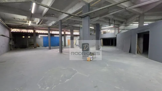 Galpão/Depósito/Armazém para venda ou aluguel, 1150m² no Assunção, São Bernardo do Campo