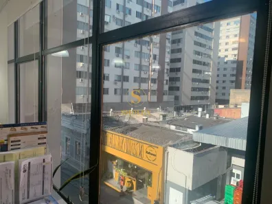 Sala Comercial à venda, 151m² no Centro, Florianópolis