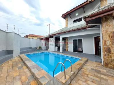 Sobrado com 5 Quartos à venda, 392m² no Jardim Imperador, Peruíbe