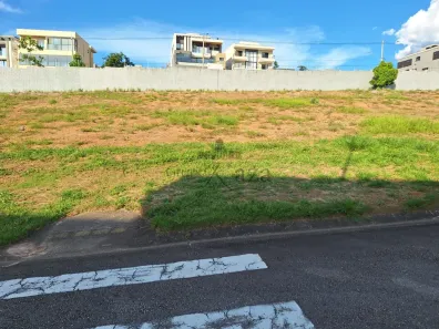 à venda, 600m² no Condomínio Residencial Colinas do Paratehy, São José dos Campos