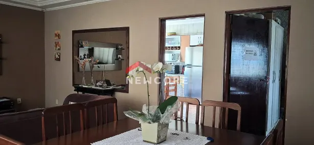 Casa com 4 Quartos à venda, 170m² no Vila São Sebastião, Mogi das Cruzes