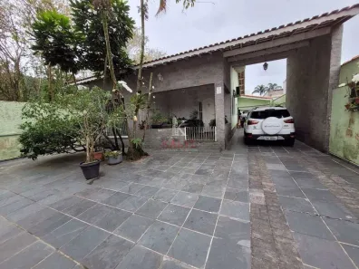 Casa com 4 Quartos à venda, 163m² no Canto do Forte, Praia Grande