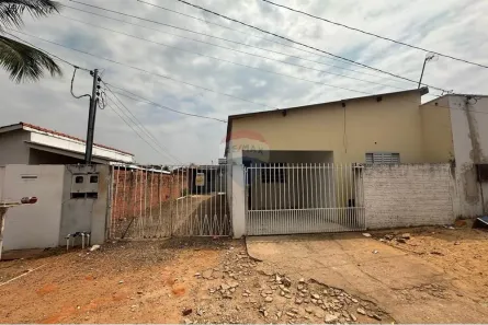 Casa com 4 Quartos à venda, 156m² no Jardim Tropical, Água Boa