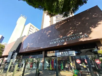 Prédio Comercial com 1 Quarto para alugar, 85m² no Centro, Londrina