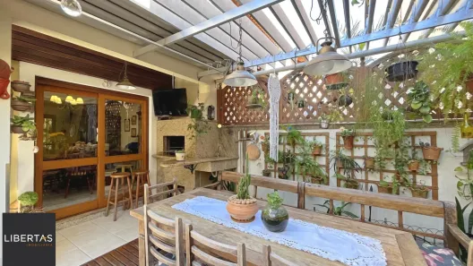 Casa de Condomínio com 3 Quartos à venda, 232m² no Cavalhada, Porto Alegre