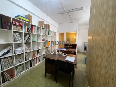 Sala Comercial com 1 Quarto para venda ou aluguel, 40m² no Centro, Petrópolis