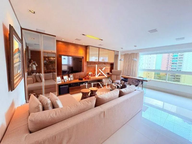 Apartamento com 3 quartos — Funcionários, Belo Horizonte