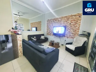 Casa com 3 Quartos à venda, 360m² no Parque Piratininga, Guarulhos