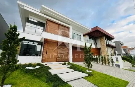 Casa de Condomínio com 3 Quartos à venda, 279m² no Pedra Branca, Palhoça