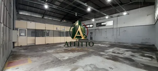 Galpão/Depósito/Armazém para alugar, 699m² no Chácaras Reunidas, São José dos Campos