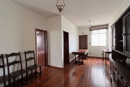 Casa com 2 Quartos à venda, 376m² no Santa Efigênia, Belo Horizonte
