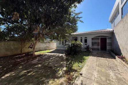 Casa com 4 Quartos à venda, 180m² no Maria Luiza, Cascavel