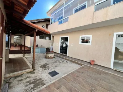 Casa com 3 Quartos para alugar, 105m² no Vale do Paraíso, Teresópolis