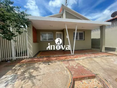 Casa com 3 Quartos à venda, 107m² no Boa Vista, Uberaba