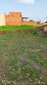 Lote/Terreno à venda, 321m² no Conjunto Habitacional Antônio Euthymio Casaroto, Cambé