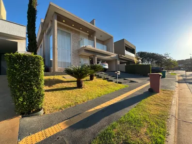 Casa de Condomínio com 4 Quartos à venda, 310m² no Jardins Valência, Goiânia