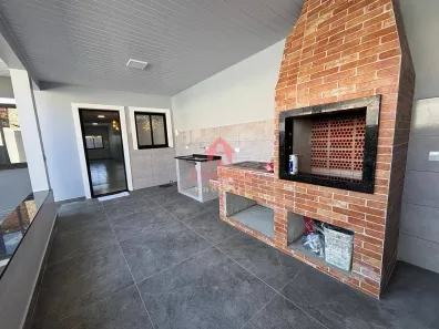 Sobrado com 3 Quartos para alugar, 145m² no Fazendinha, Curitiba