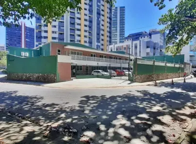 Prédio Comercial com 11 Quartos para alugar, 375m² no Tauape, Fortaleza