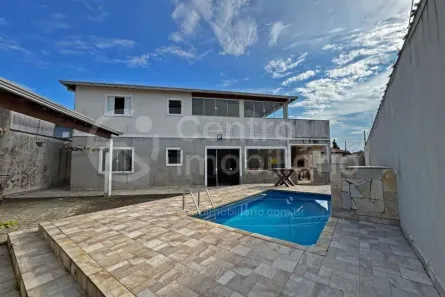 Casa com 2 Quartos à venda, 146m² no Parque Turistico, Peruíbe
